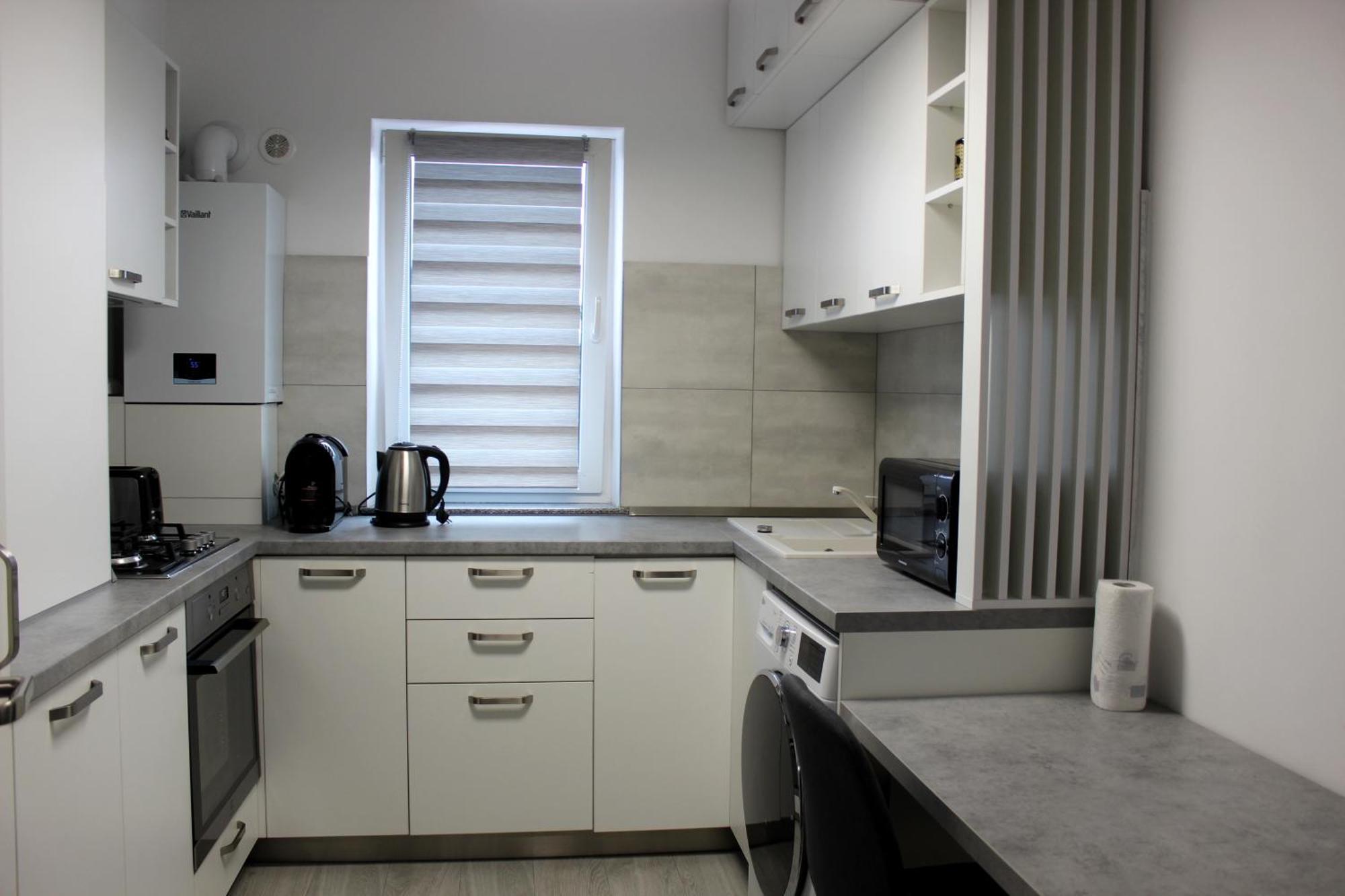Cozy Apartments In Centre Of Suceava Near Kaufland And University Exteriör bild
