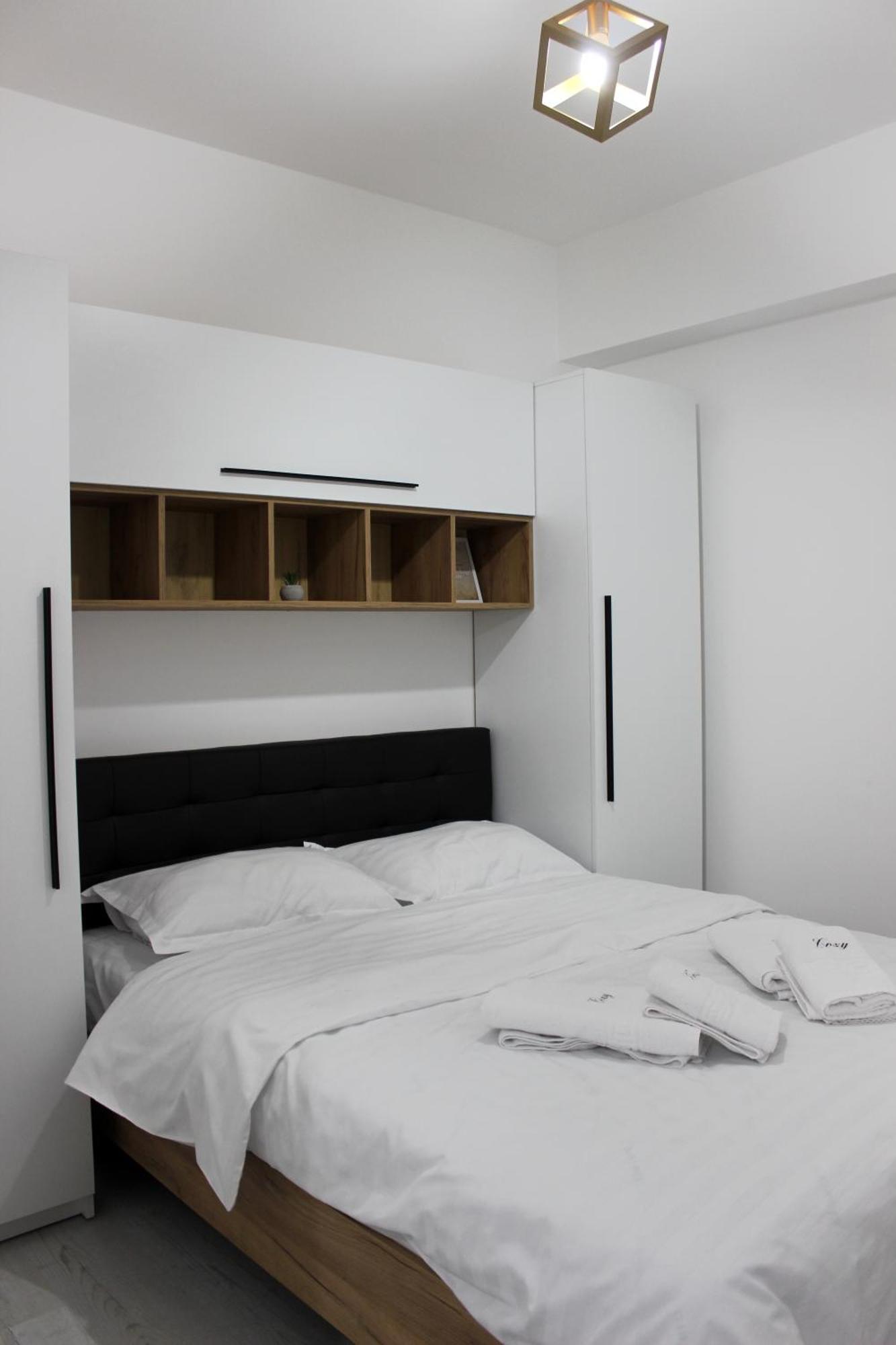 Cozy Apartments In Centre Of Suceava Near Kaufland And University Exteriör bild