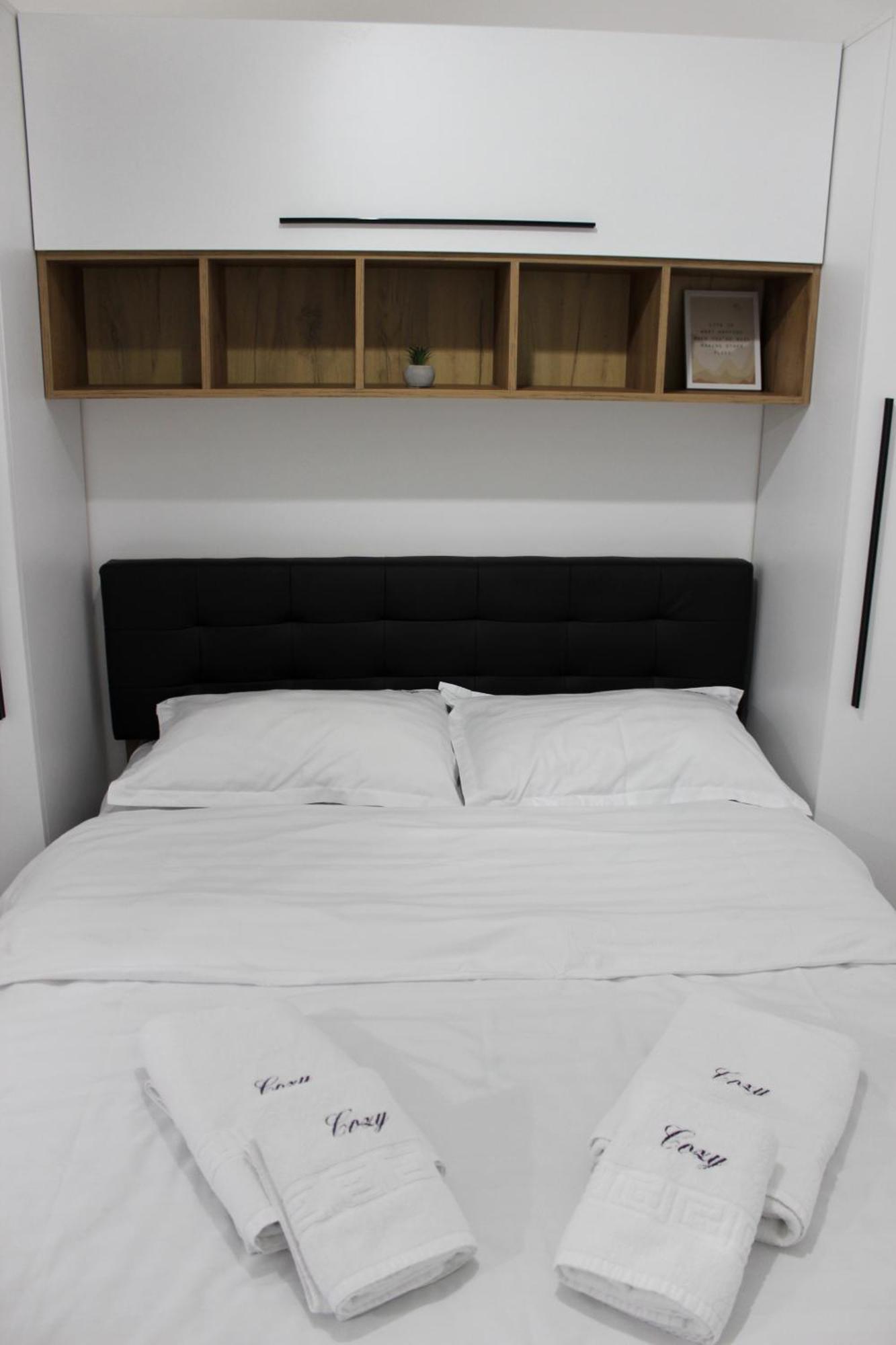 Cozy Apartments In Centre Of Suceava Near Kaufland And University Exteriör bild