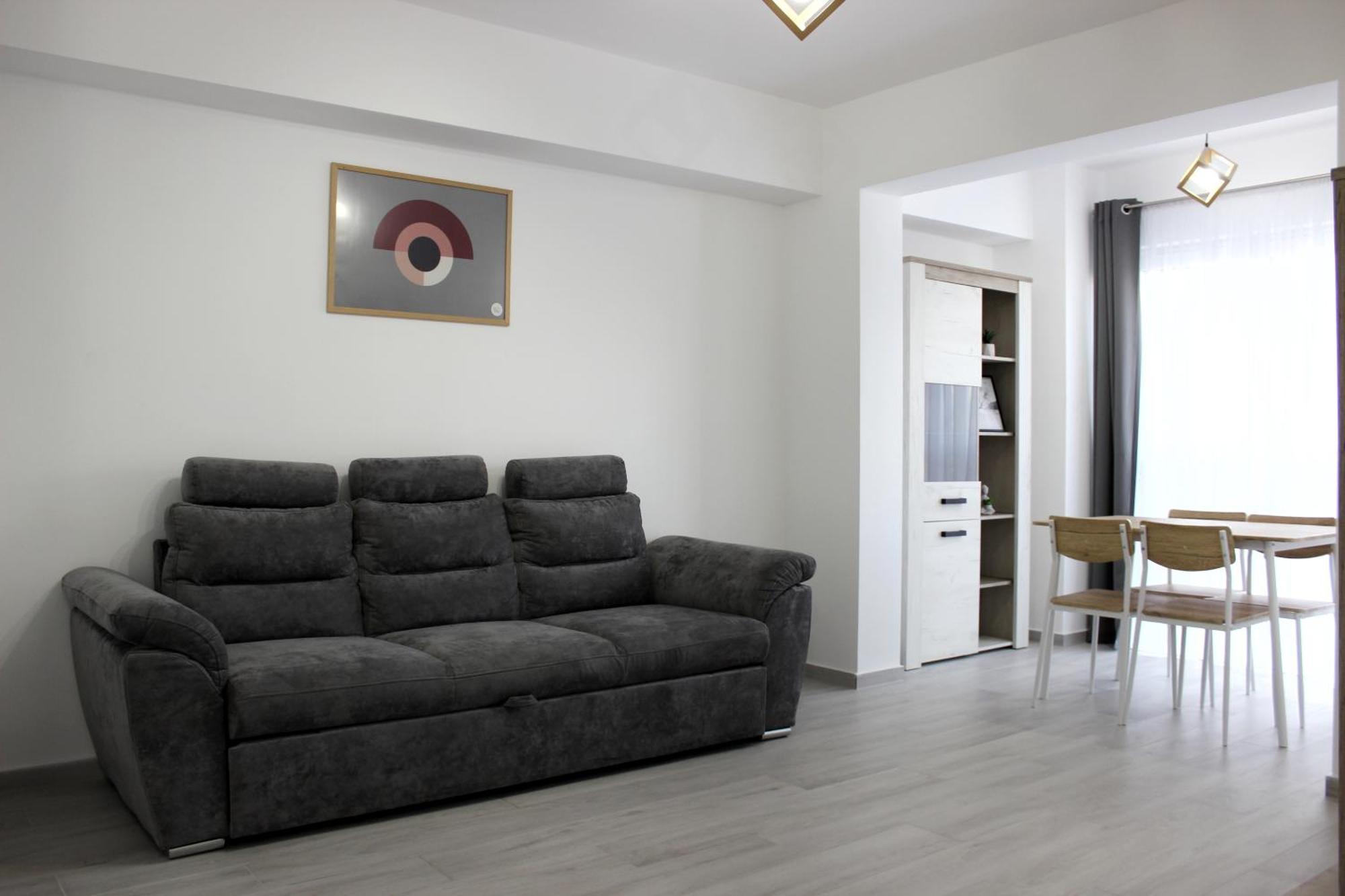 Cozy Apartments In Centre Of Suceava Near Kaufland And University Exteriör bild
